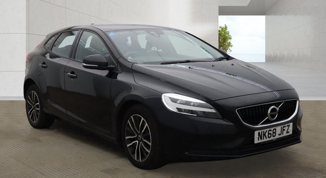 2018 Volvo V40