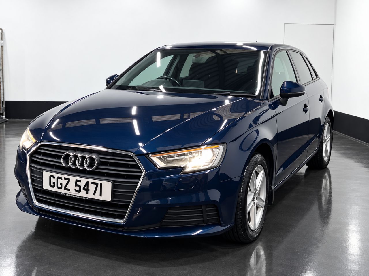 2017 AUDI A3 SE - vehicle photo 3 for sale on PureCar