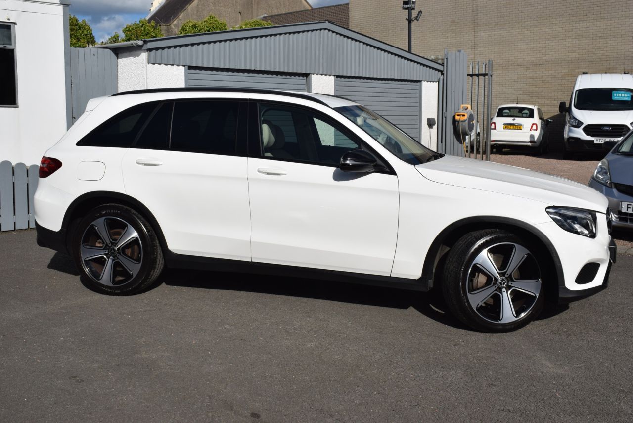 2019 MERCEDES GLC 2.1 GLC220d Urban Edition SUV 5dr Diesel G-Tronic+ 4MATIC Euro 6 (s/s) (170 - vehicle photo 4 for sale on PureCar