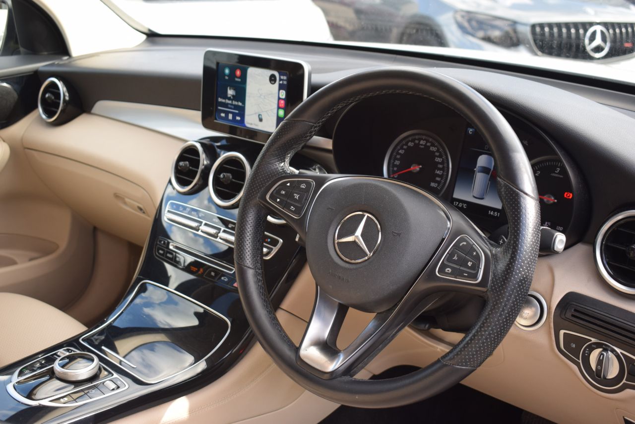2019 MERCEDES GLC 2.1 GLC220d Urban Edition SUV 5dr Diesel G-Tronic+ 4MATIC Euro 6 (s/s) (170 - vehicle photo 22 for sale on PureCar