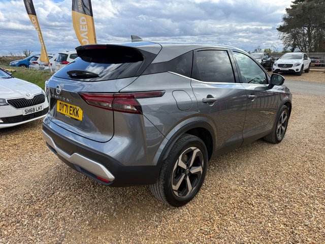 2021 Nissan Qashqai — image 3