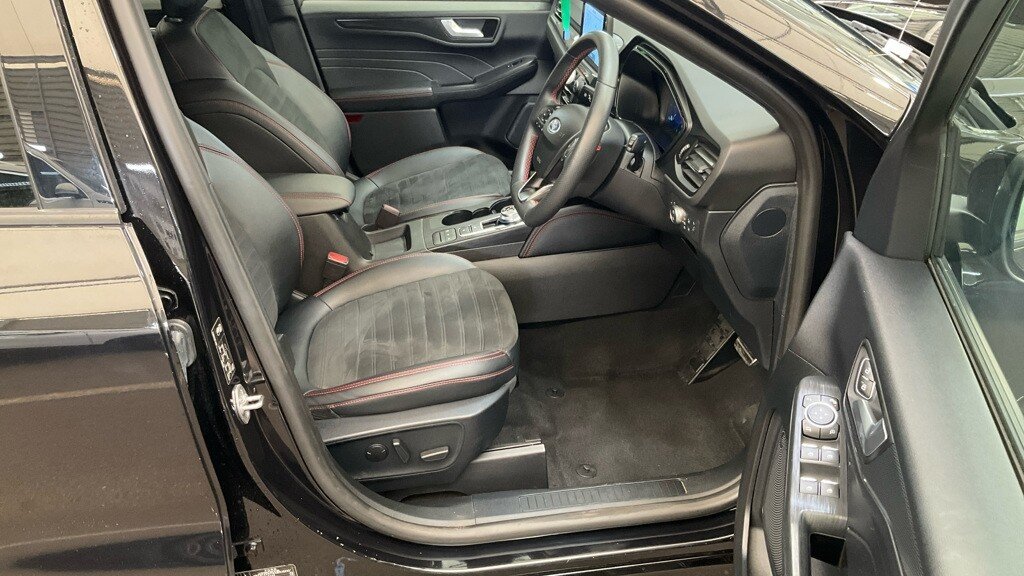 2021 Ford Kuga — image 6