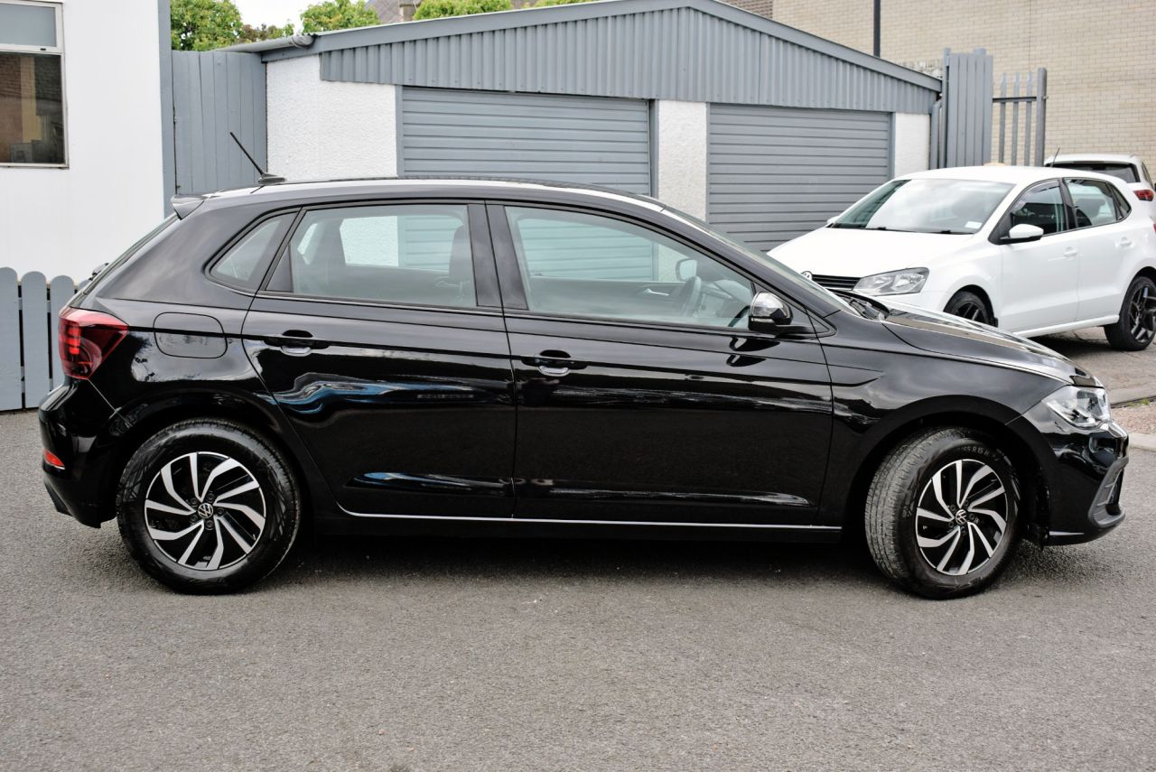 2025 VOLKSWAGEN POLO 1.0 EVO Life Hatchback 5dr Petrol Manual Euro 6 (s/s) (80 ps) 1 Owner, Full - vehicle photo 3 for sale on PureCar
