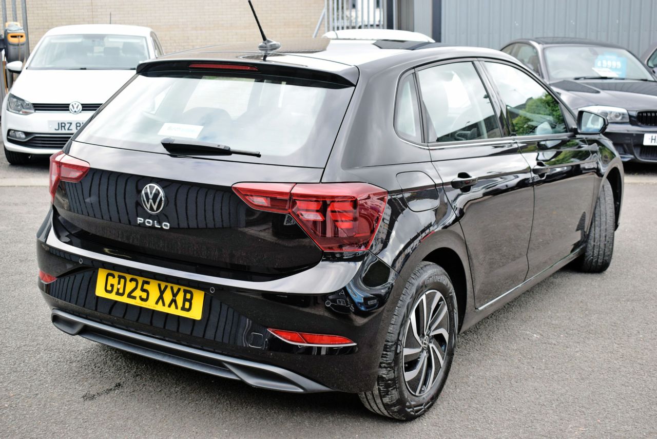 2025 VOLKSWAGEN POLO 1.0 EVO Life Hatchback 5dr Petrol Manual Euro 6 (s/s) (80 ps) 1 Owner, Full - vehicle photo 5 for sale on PureCar