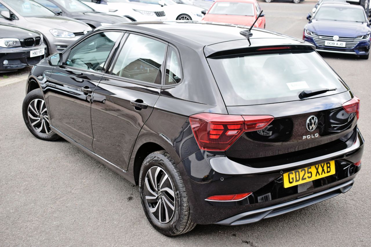2025 VOLKSWAGEN POLO 1.0 EVO Life Hatchback 5dr Petrol Manual Euro 6 (s/s) (80 ps) 1 Owner, Full - vehicle photo 8 for sale on PureCar