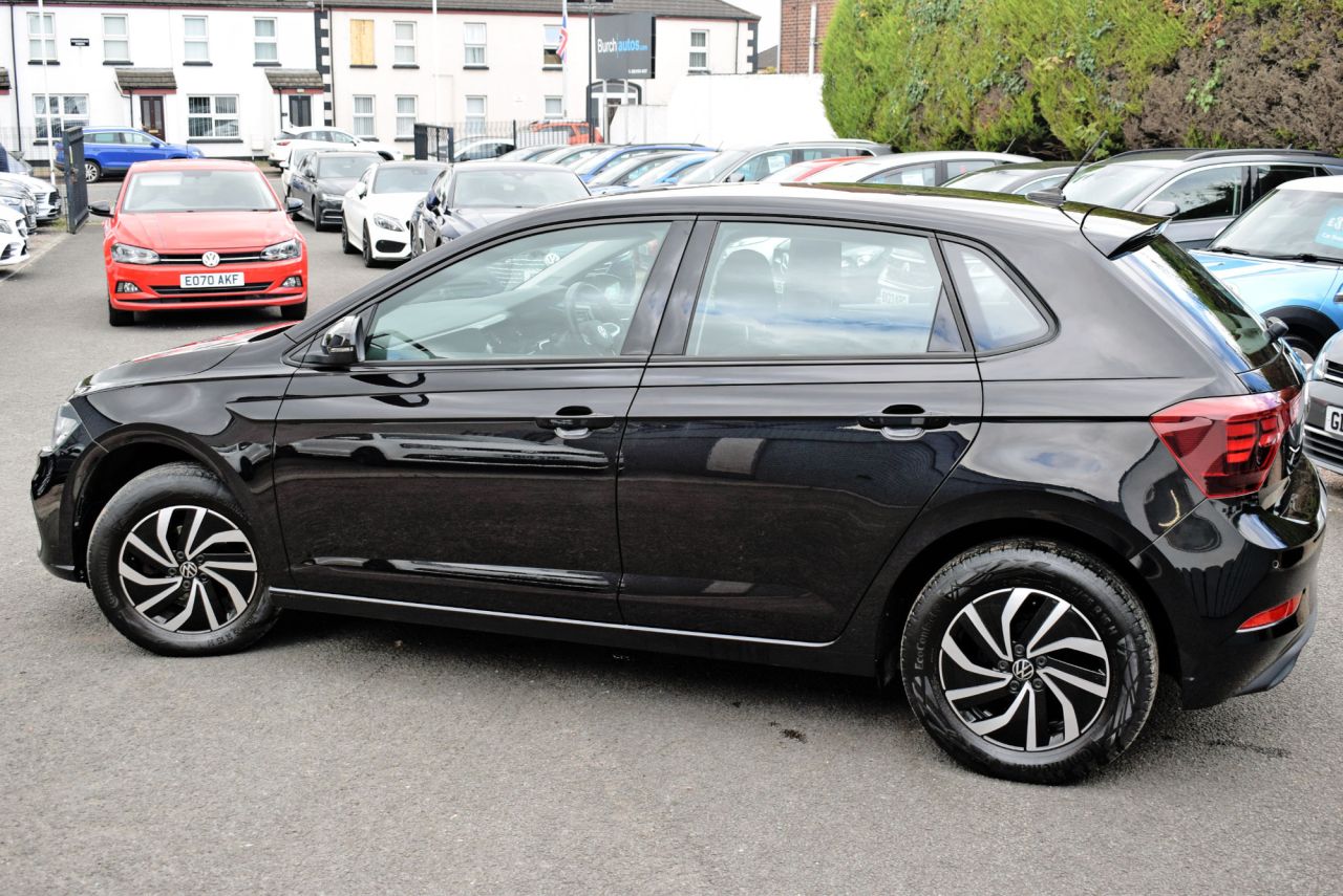 2025 VOLKSWAGEN POLO 1.0 EVO Life Hatchback 5dr Petrol Manual Euro 6 (s/s) (80 ps) 1 Owner, Full - vehicle photo 9 for sale on PureCar