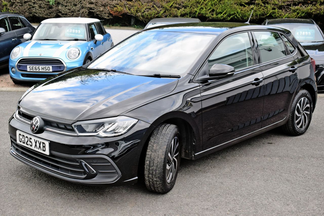2025 VOLKSWAGEN POLO 1.0 EVO Life Hatchback 5dr Petrol Manual Euro 6 (s/s) (80 ps) 1 Owner, Full - vehicle photo 11 for sale on PureCar