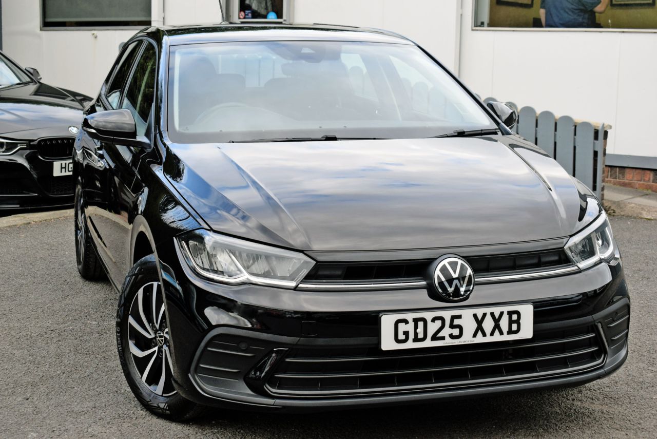 2025 VOLKSWAGEN POLO 1.0 EVO Life Hatchback 5dr Petrol Manual Euro 6 (s/s) (80 ps) 1 Owner, Full - vehicle photo 13 for sale on PureCar