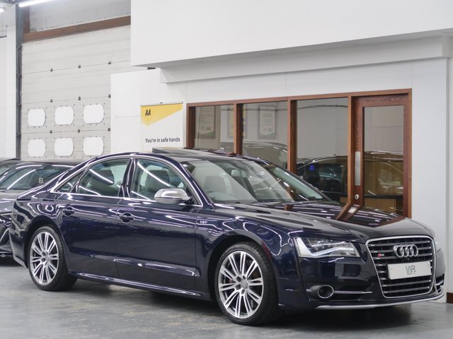 2013 Audi S8