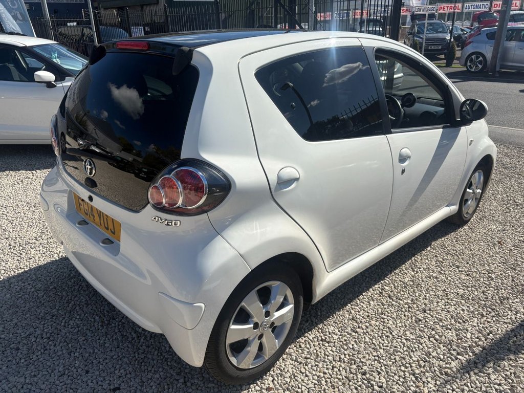 2014 Toyota Aygo — image 6