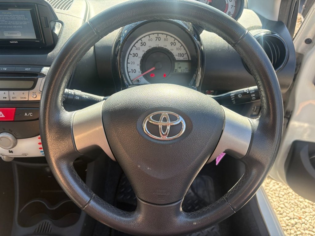 2014 Toyota Aygo — image 12