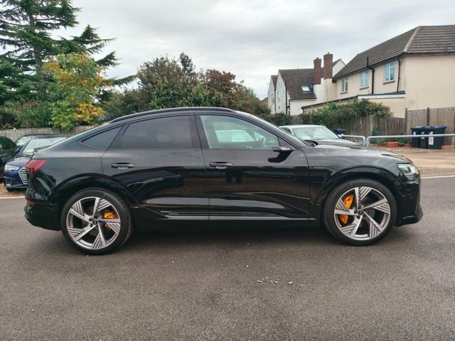 2023 Audi e-tron
