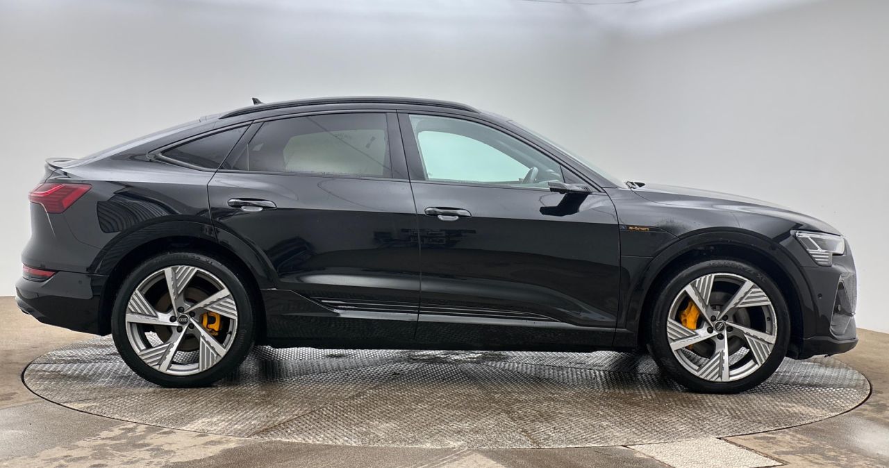 2023 AUDI E-TRON