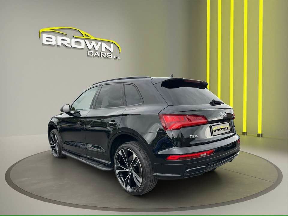 2020 AUDI Q5 Black Edition - vehicle photo 5 for sale on PureCar