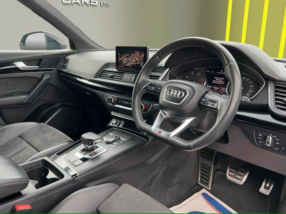2020 AUDI Q5 Black Edition - vehicle photo 9 for sale on PureCar
