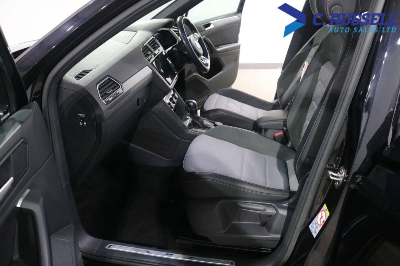 2020 VOLKSWAGEN TIGUAN 2.0 TDI R-Line Tech SUV 5dr Diesel DSG 4Motion Euro 6 (s/s) (150 ps) - vehicle photo 29 for sale on PureCar