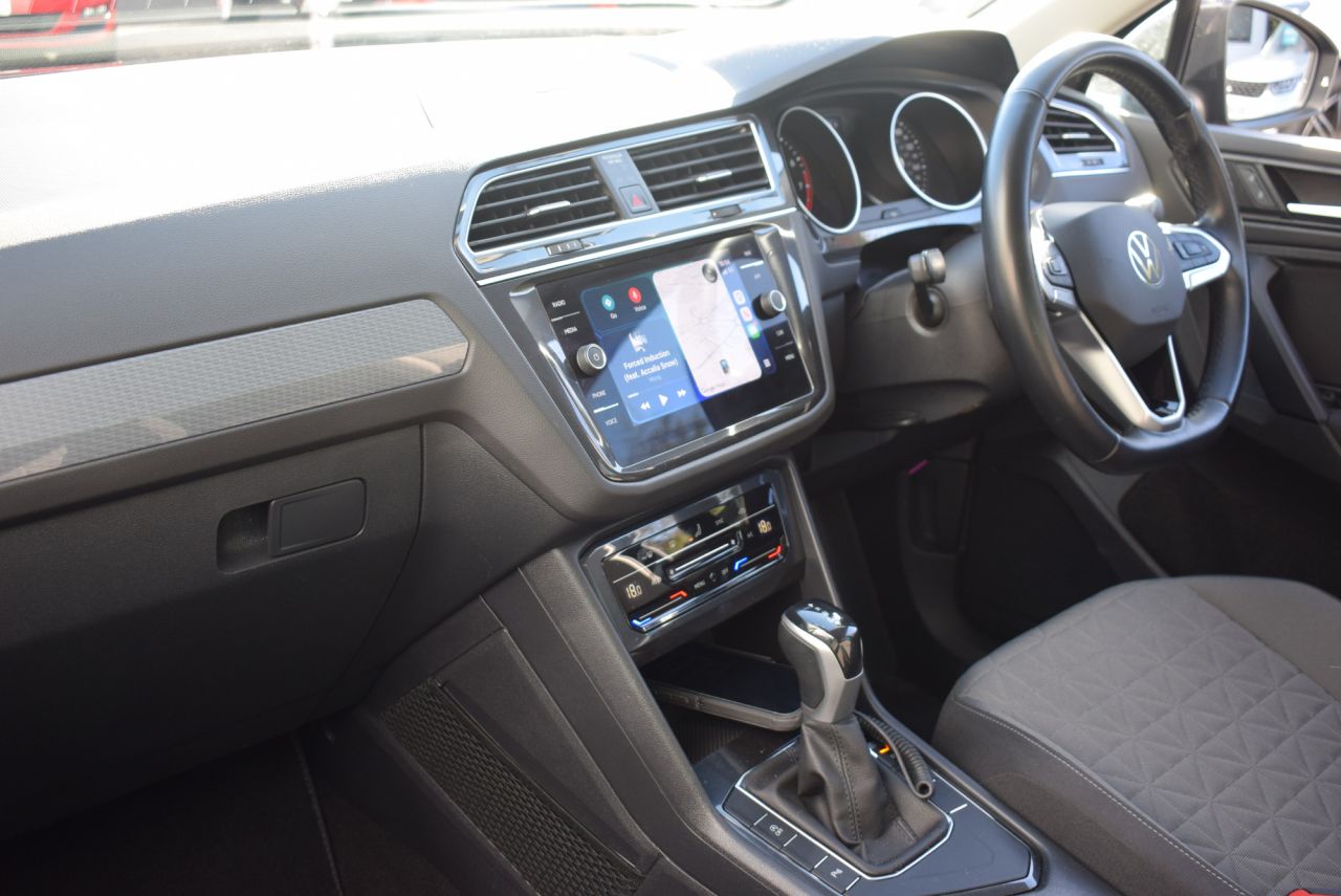 2023 VOLKSWAGEN TIGUAN 1.5 TSI Life SUV 5dr Petrol DSG Euro 6 (s/s) (150 ps) Automatic - vehicle photo 20 for sale on PureCar