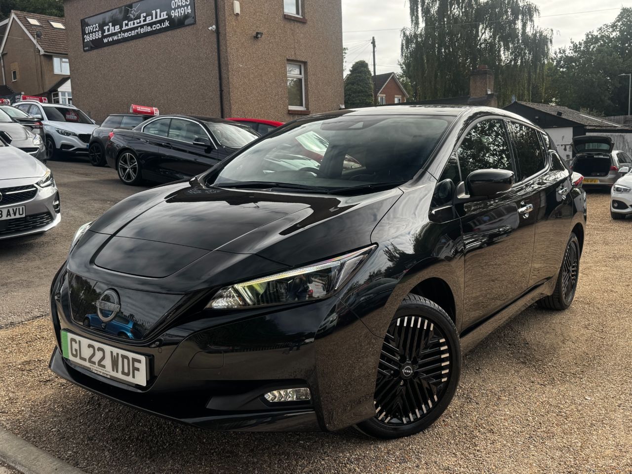 2022 NISSAN LEAF