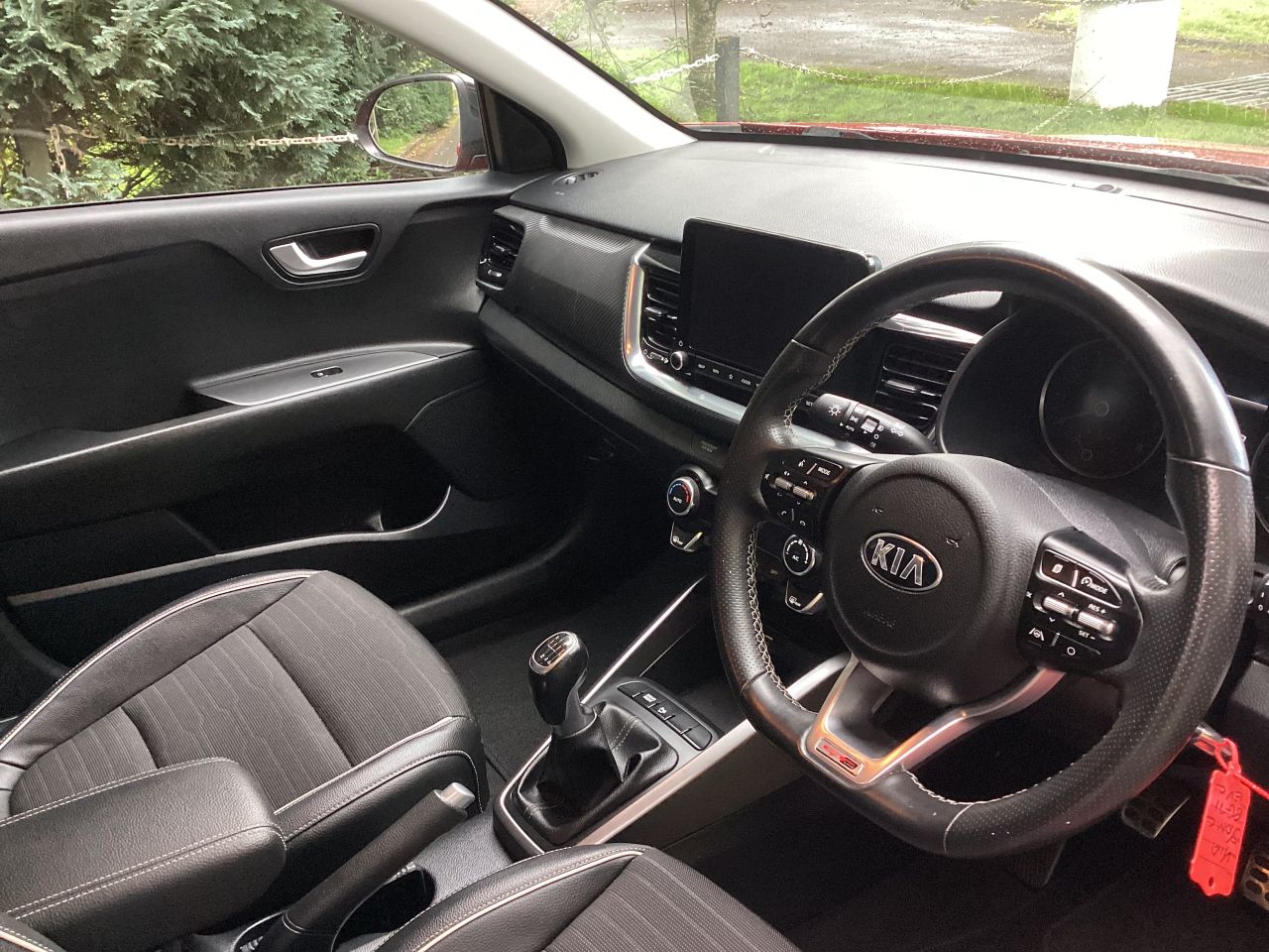 2021 KIA STONIC 1.0 T-GDi MHEV GT-Line SUV 5dr Petrol Hybrid Manual Euro 6 (s/s) (118 bhp) - vehicle photo 13 for sale on PureCar