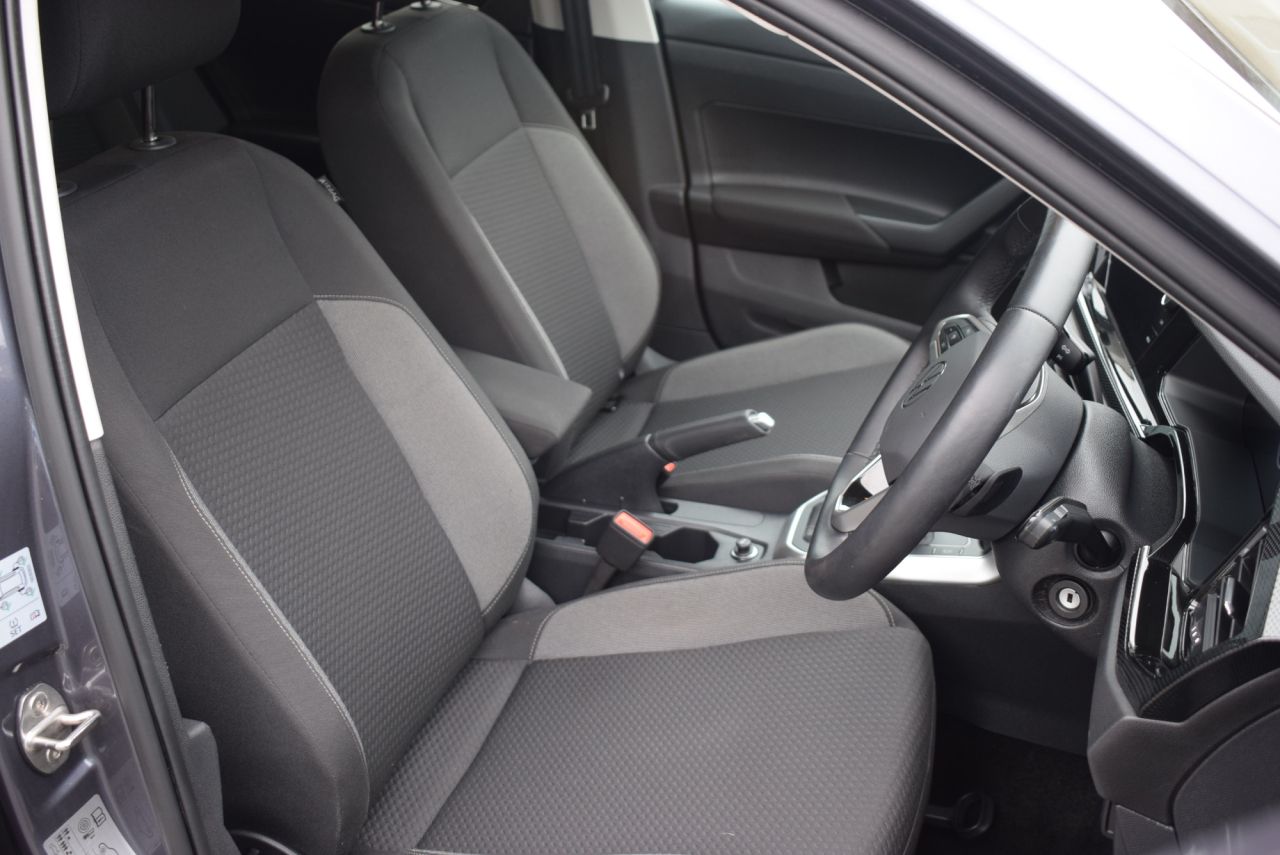 2025 VOLKSWAGEN POLO 1.0 TSI Match Hatchback 5dr Petrol DSG Euro 6 (s/s) (95 ps) 1 Owner, Automa - vehicle photo 17 for sale on PureCar