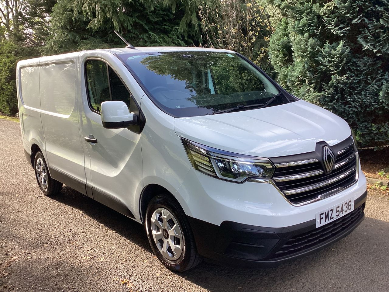 2024 RENAULT TRAFIC 2.0 dCi Blue SL30 Advance Panel Van 5dr Diesel Manual L1 H1 Euro 6 (s/s) (1 - vehicle photo 7 for sale on PureCar