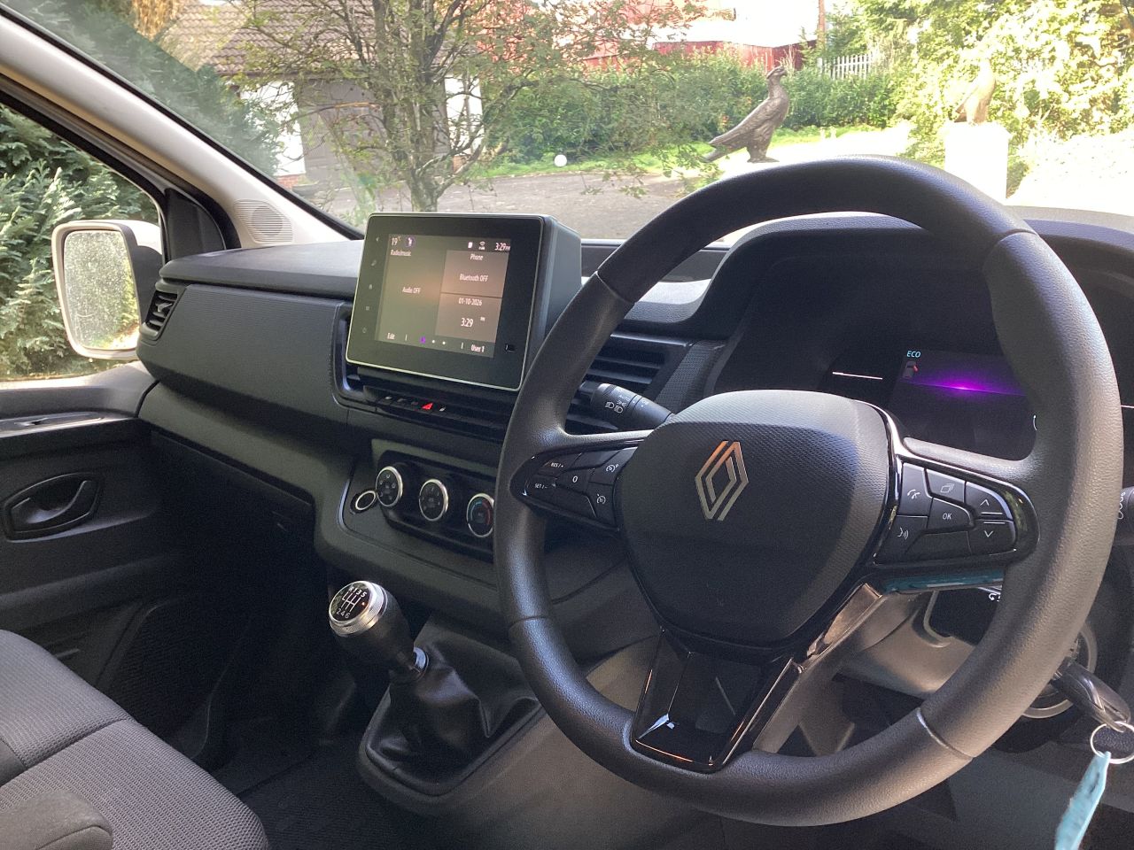 2024 RENAULT TRAFIC 2.0 dCi Blue SL30 Advance Panel Van 5dr Diesel Manual L1 H1 Euro 6 (s/s) (1 - vehicle photo 13 for sale on PureCar