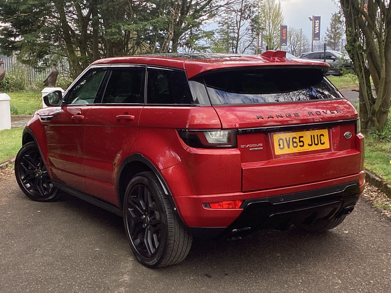 2015 LAND ROVER RANGE ROVER EVOQUE 2.0 TD4 HSE Dynamic Lux SUV 5dr Diesel Auto 4WD Euro 6 (s/s) (180 ps) - vehicle photo 4 for sale on PureCar
