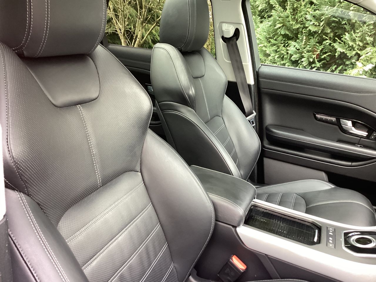 2015 LAND ROVER RANGE ROVER EVOQUE 2.0 TD4 HSE Dynamic Lux SUV 5dr Diesel Auto 4WD Euro 6 (s/s) (180 ps) - vehicle photo 15 for sale on PureCar