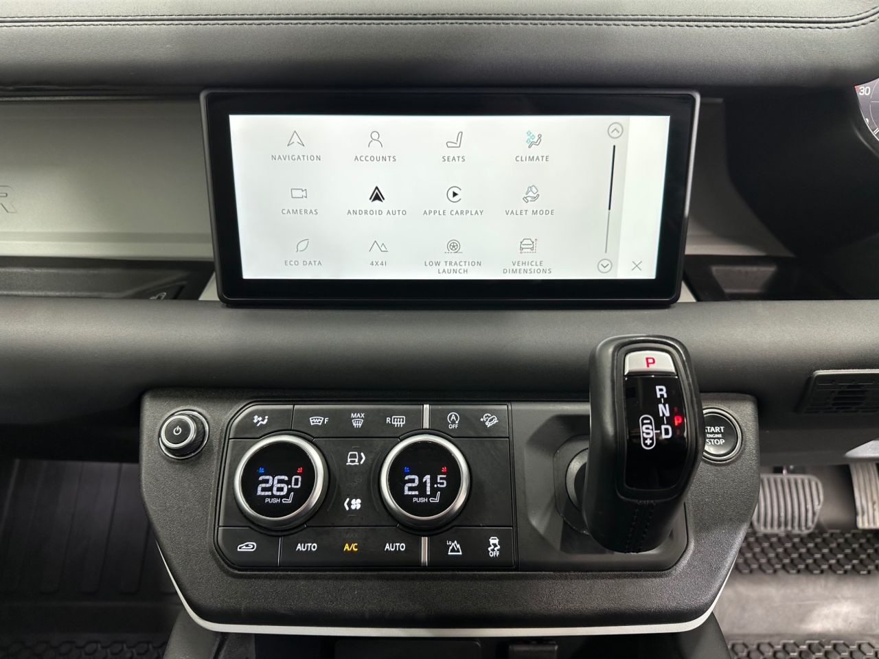 2023 LAND ROVER DEFENDER 90 3.0 D250 MHEV Hard Top SUV 3dr Diesel Auto 4WD SWB Euro 6 (s/s) (250 ps) - vehicle photo 16 for sale on PureCar