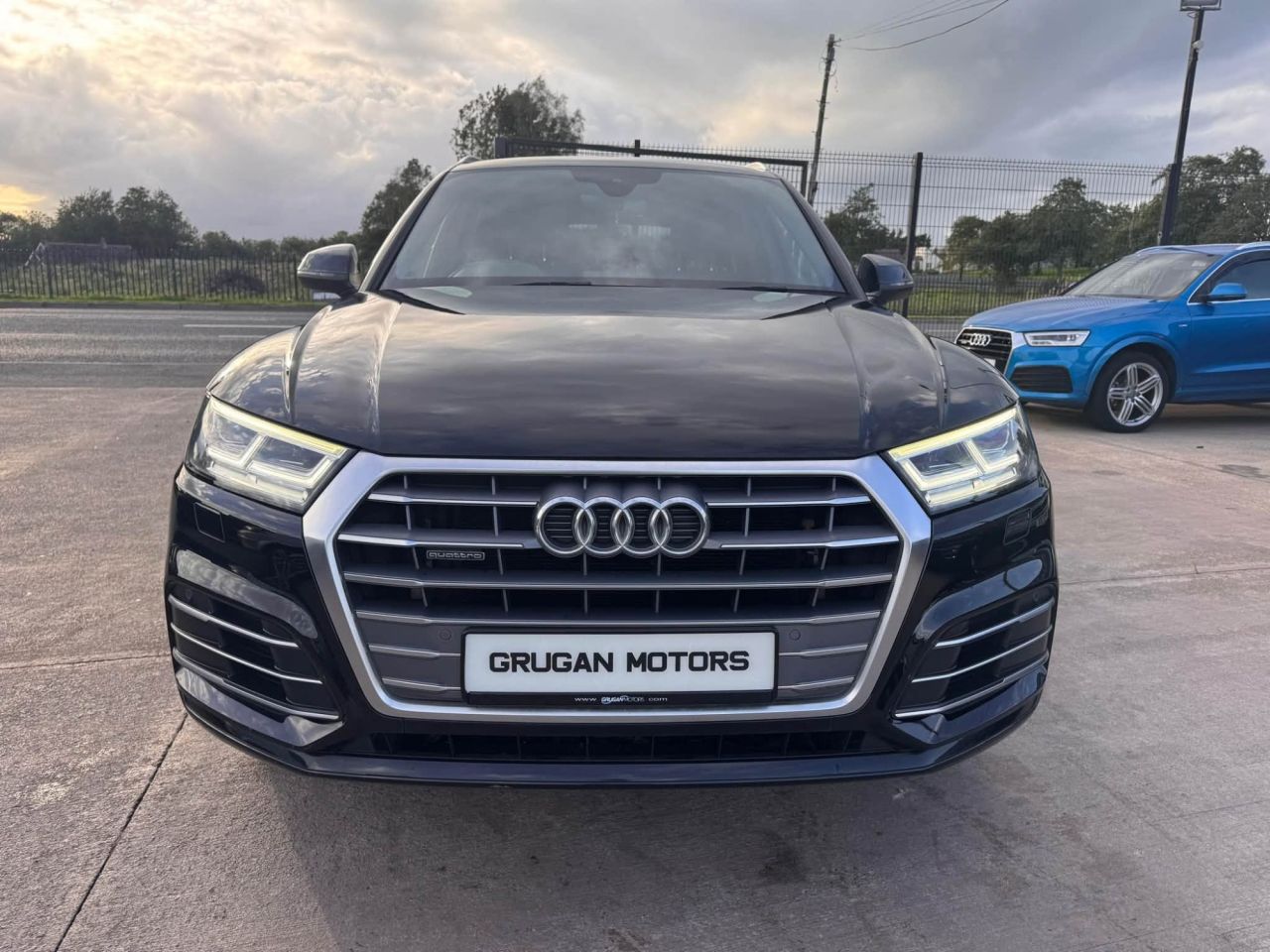 2019 AUDI Q5 S Line - vehicle photo 7 for sale on PureCar