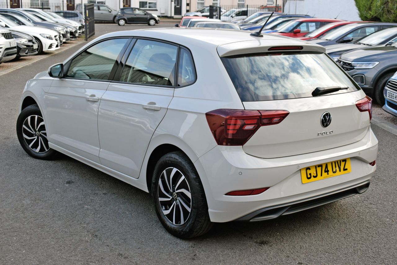 2024 VOLKSWAGEN POLO 1.0 EVO Life Hatchback 5dr Petrol Manual Euro 6 (s/s) (80 ps) 1 Owner, Full - vehicle photo 6 for sale on PureCar