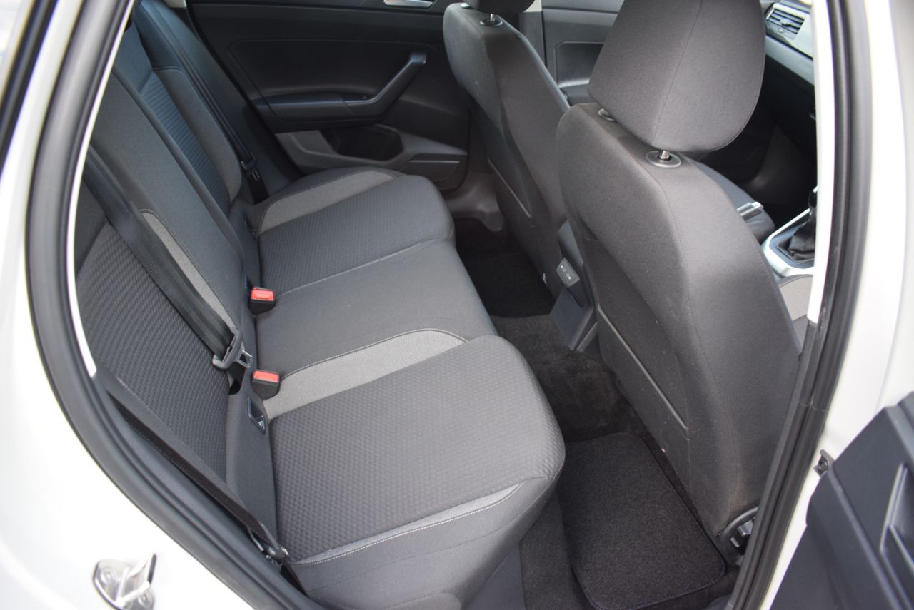 2024 VOLKSWAGEN POLO 1.0 EVO Life Hatchback 5dr Petrol Manual Euro 6 (s/s) (80 ps) 1 Owner, Full - vehicle photo 16 for sale on PureCar