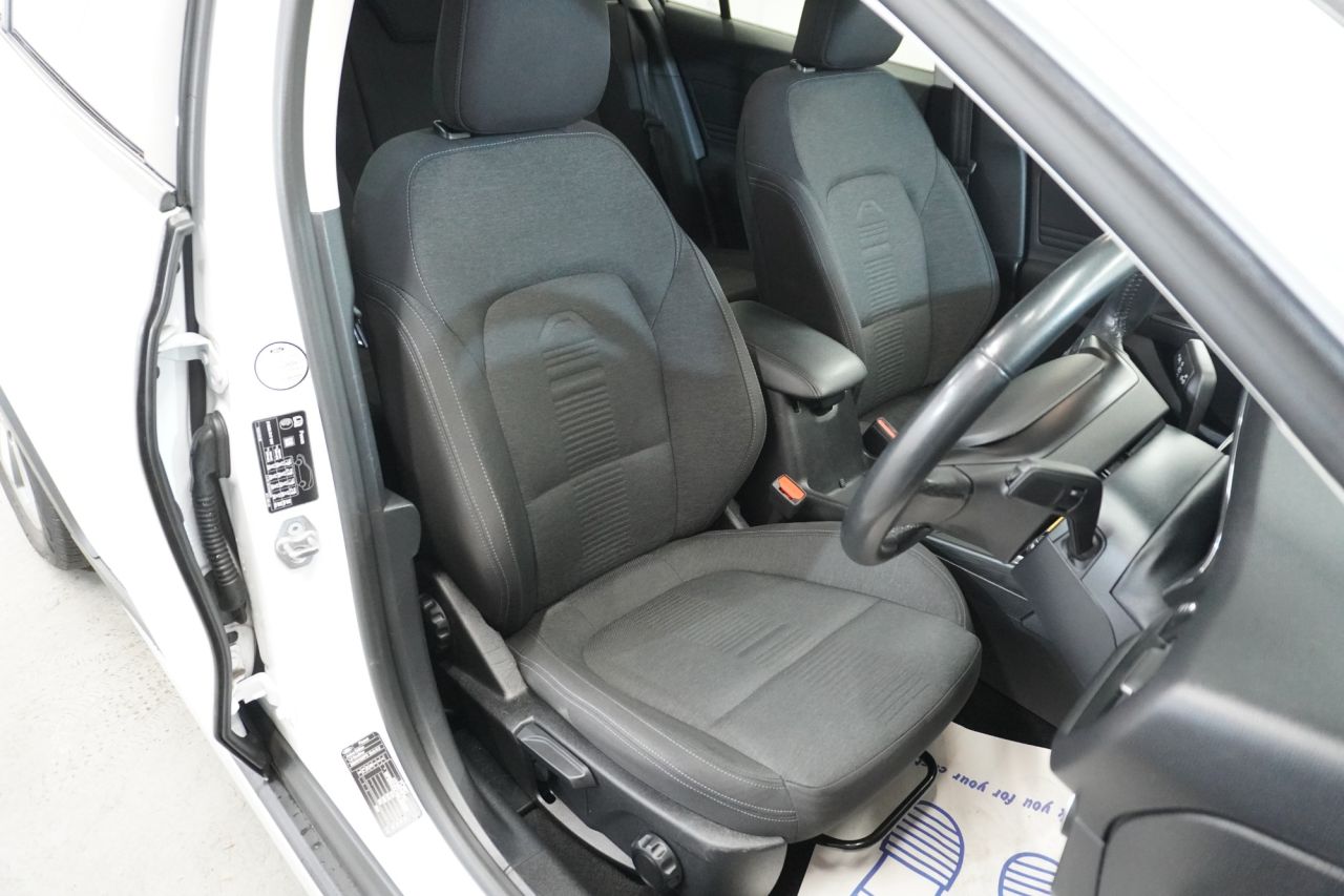 2020 FORD FOCUS 1.5 EcoBlue Active Hatchback 5dr Diesel Auto Euro 6 (s/s) (120 ps) - vehicle photo 24 for sale on PureCar