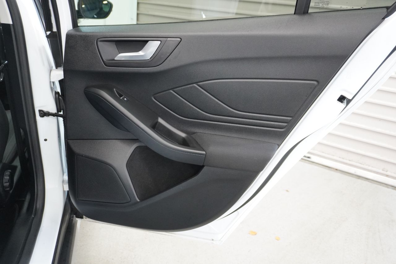 2020 FORD FOCUS 1.5 EcoBlue Active Hatchback 5dr Diesel Auto Euro 6 (s/s) (120 ps) - vehicle photo 30 for sale on PureCar