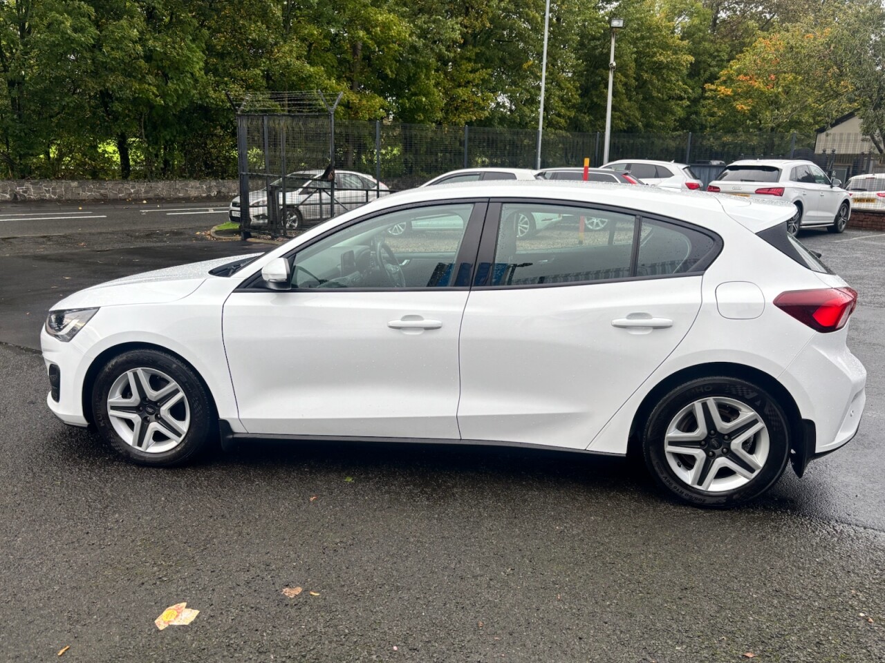 2022 FORD FOCUS 1.5 EcoBlue Zetec Hatchback 5dr Diesel Manual Euro 6 (s/s) (120 ps) - vehicle photo 4 for sale on PureCar