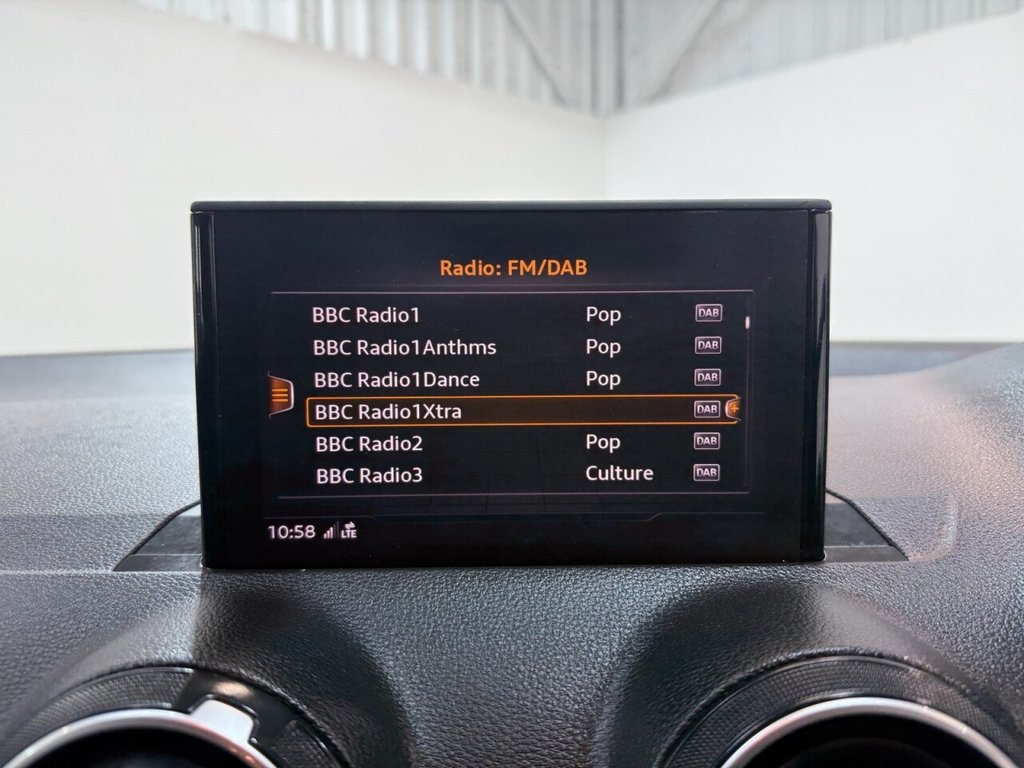 2020 Audi Q2 — image 6