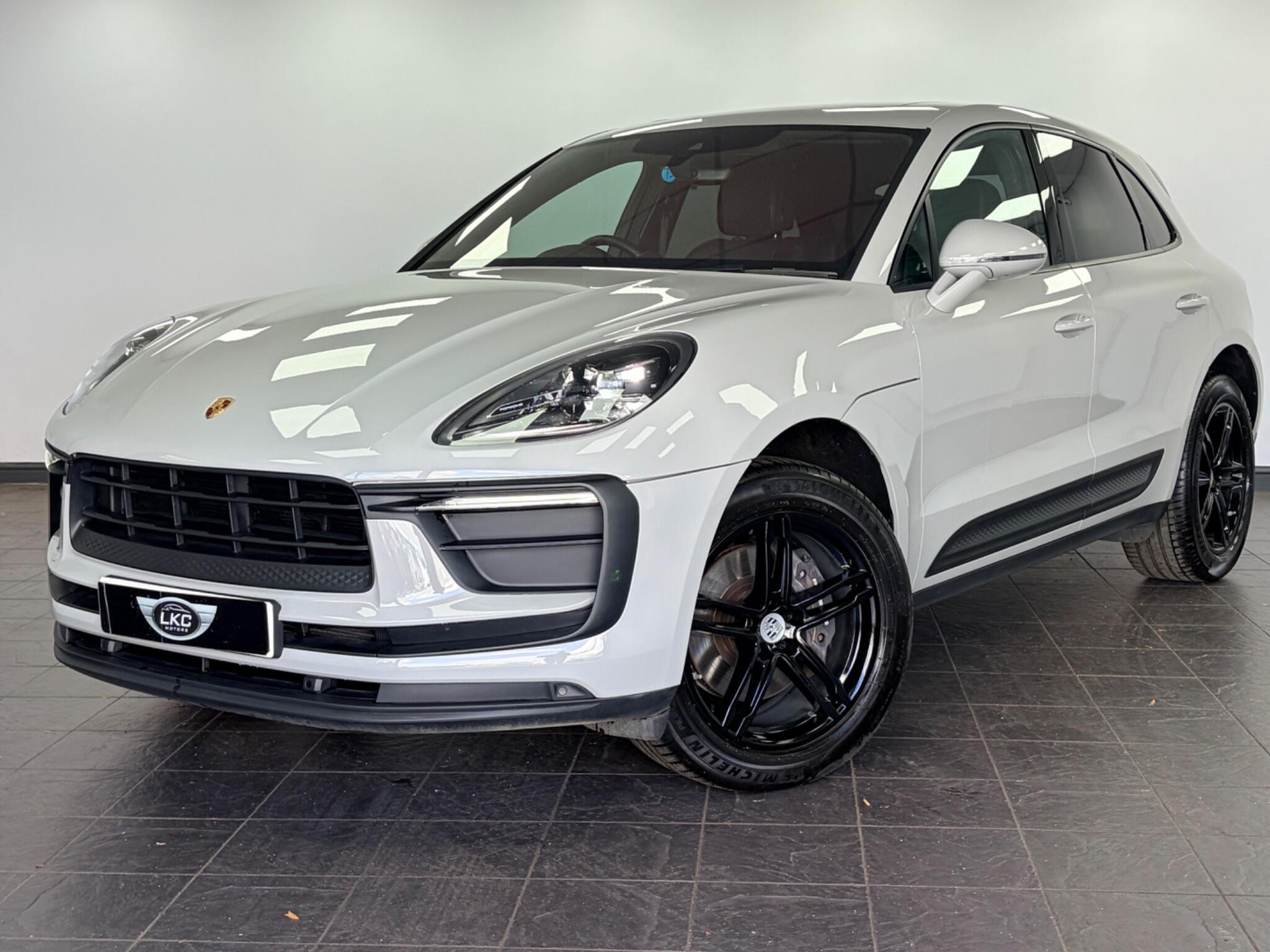 2022 Porsche Macan