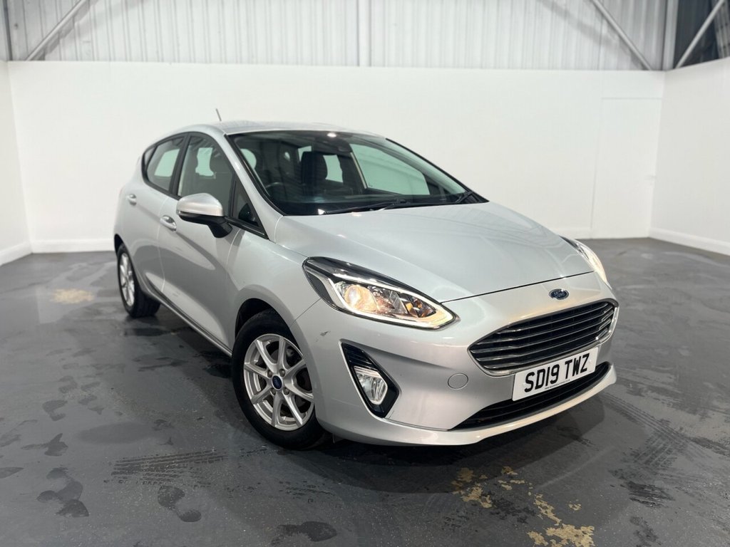 2019 Ford Fiesta — image 1