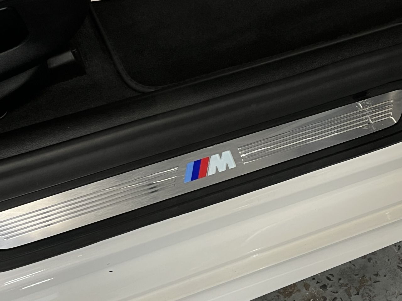 2019 BMW 5 SERIES 2.0 520d M Sport Saloon 4dr Diesel Auto Euro 6 (s/s) (190 ps) - vehicle photo 26 for sale on PureCar