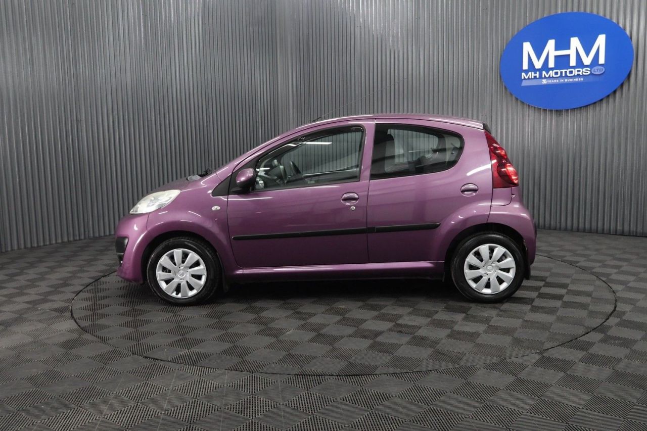2014 PEUGEOT 1.0 12V Active Hatchback 5dr Petrol Manual Euro 5 (68 ps) LONG MOT / LOW IN - vehicle photo 4 for sale on PureCar