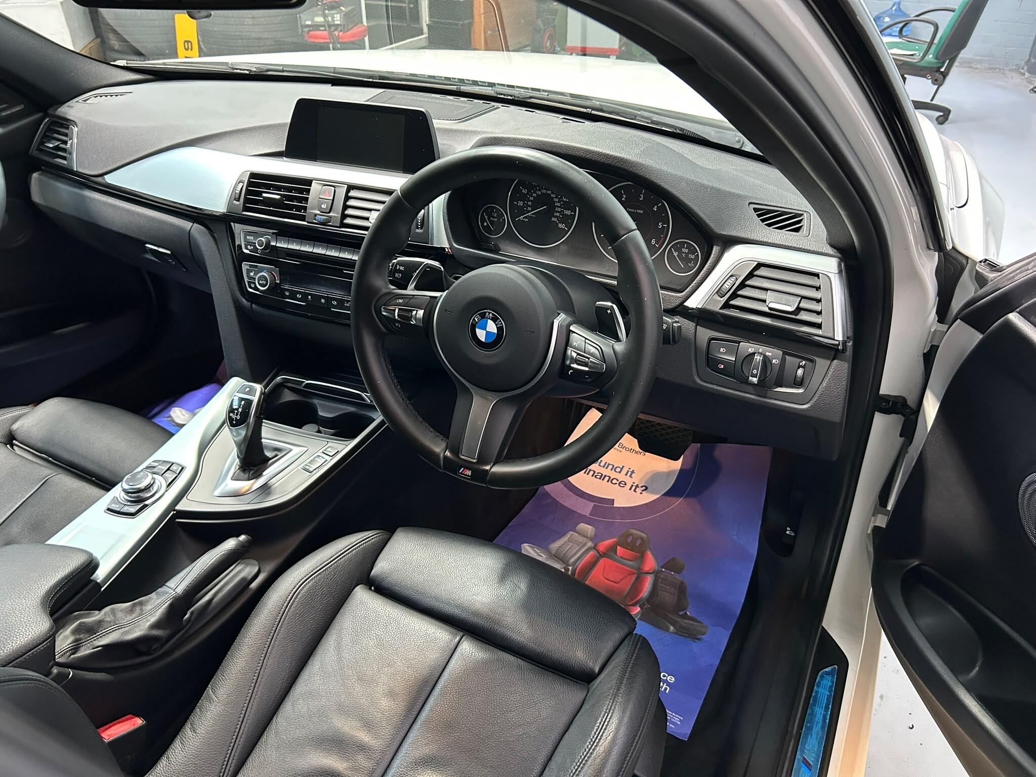 2016 BMW 3 SERIES 2.0 320d M Sport Auto Euro 6 (s/s) 4dr - vehicle photo 18 for sale on PureCar