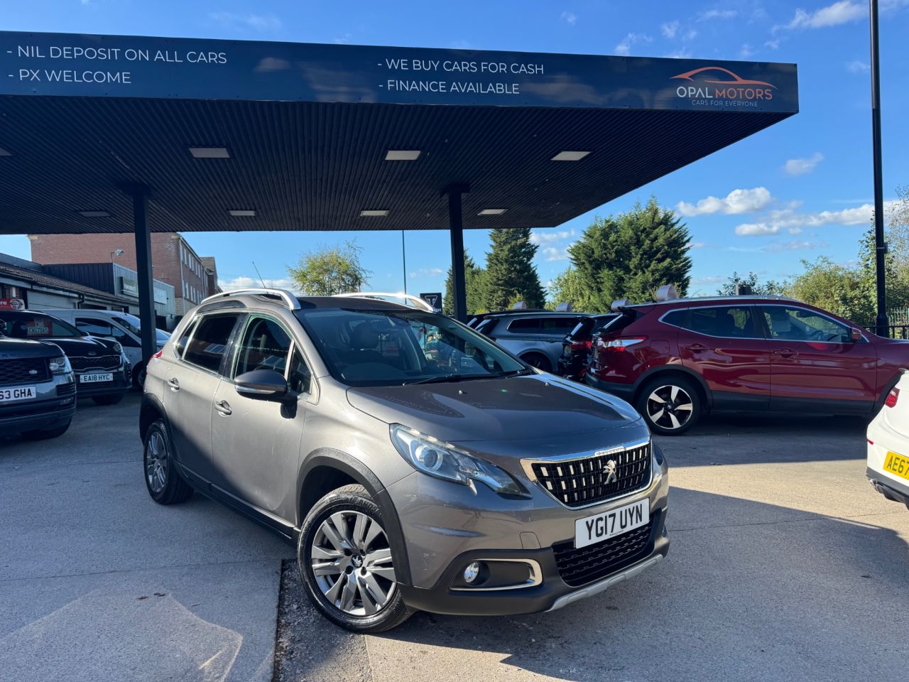 2017 Peugeot 2008 — photo 1 of 5