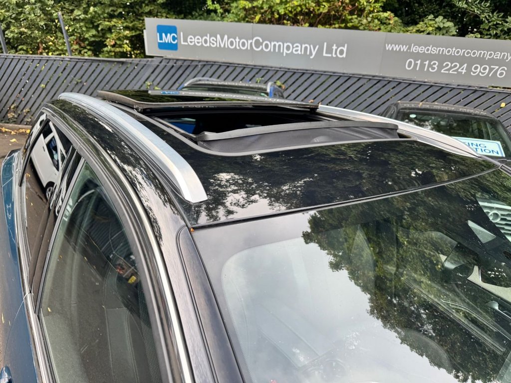 2023 Peugeot 3008 — image 4