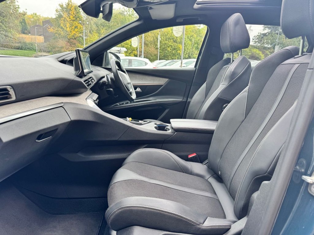 2023 Peugeot 3008 — image 19