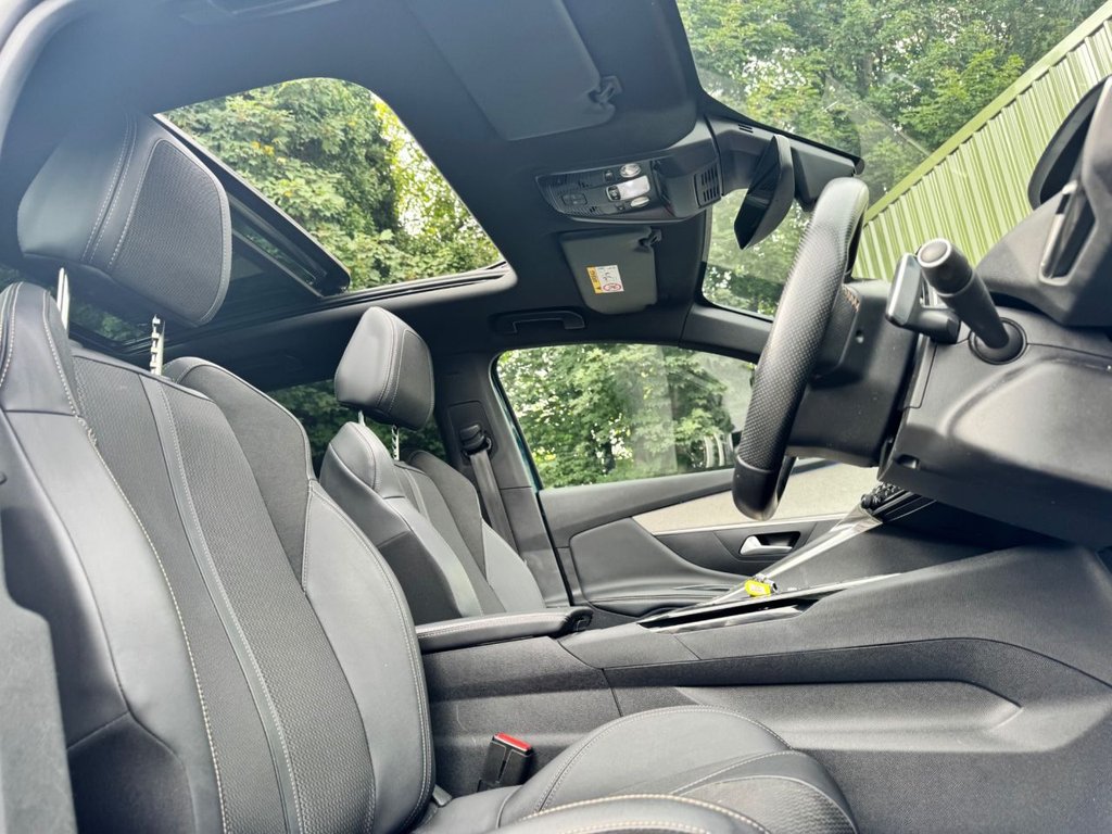 2023 Peugeot 3008 — image 29