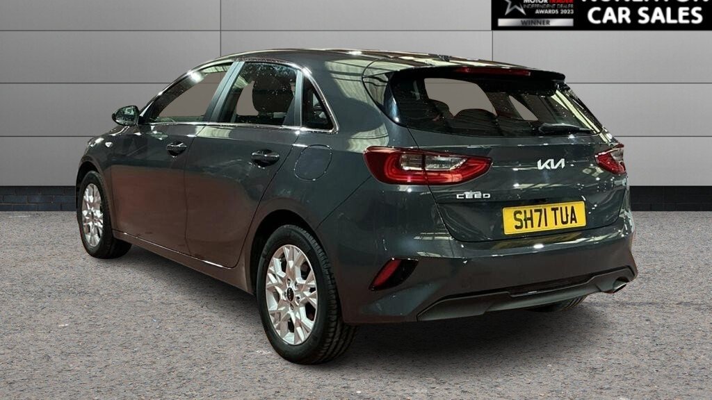 2021 Kia Ceed — image 4