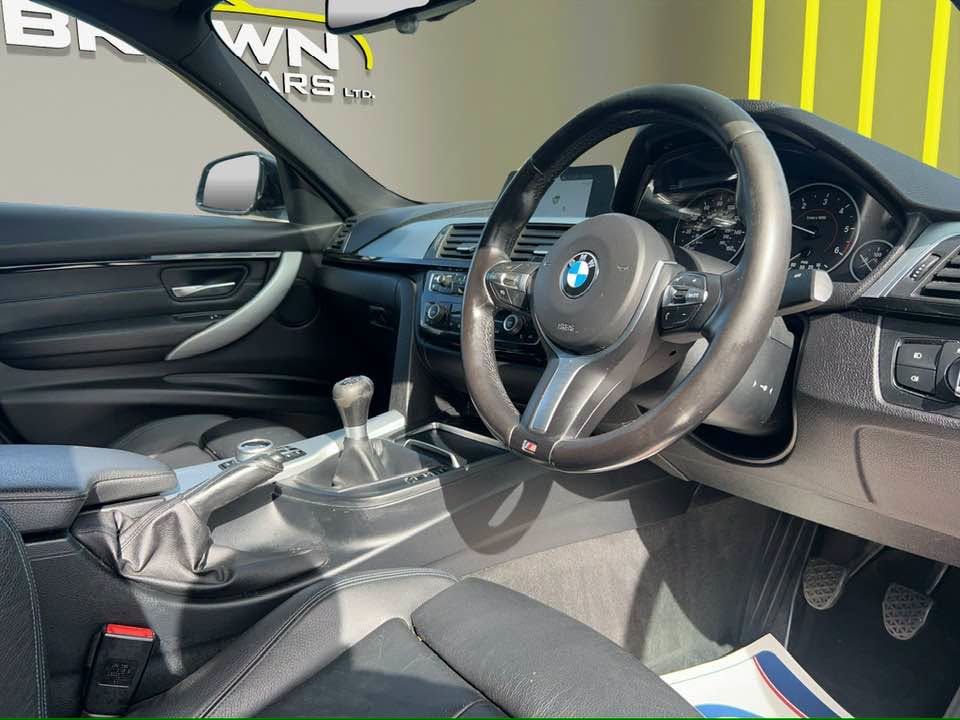 2017 BMW 3 SERIES 2.0 320d M Sport Saloon 4dr Diesel Manual Euro 6 (s/s) (190 ps) - vehicle photo 9 for sale on PureCar