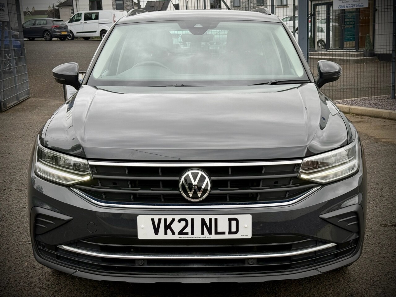 2021 VOLKSWAGEN TIGUAN 2.0 TDI Life SUV 5dr Diesel DSG Euro 6 (s/s) (150 ps) - vehicle photo 5 for sale on PureCar