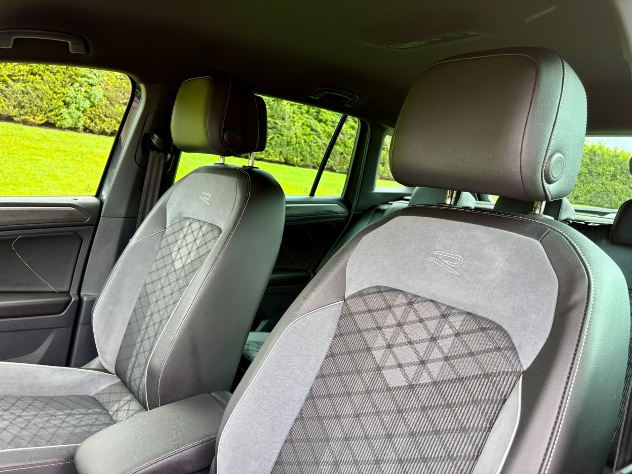 2023 VOLKSWAGEN TIGUAN 1.5 TSI R-Line Edition SUV 5dr Petrol DSG Euro 6 (s/s) (150 ps) - vehicle photo 13 for sale on PureCar