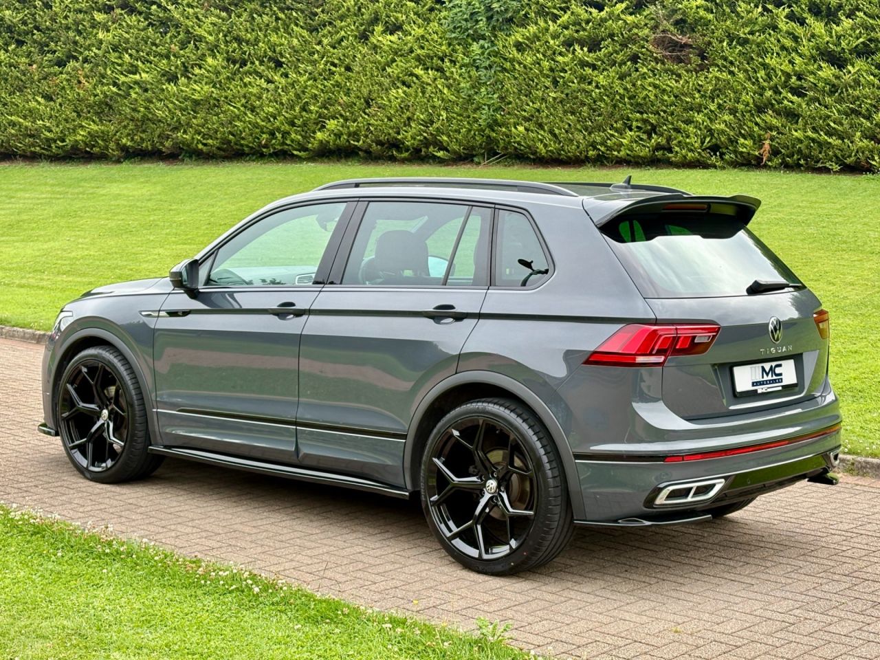 2023 VOLKSWAGEN TIGUAN 1.5 TSI R-Line Edition SUV 5dr Petrol DSG Euro 6 (s/s) (150 ps) - vehicle photo 6 for sale on PureCar